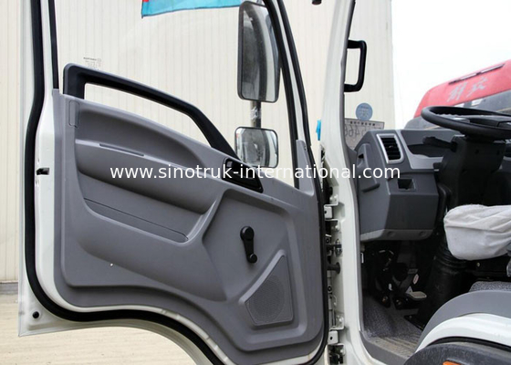 Small Goods Transporting Light Duty Trucks Two Sits Single Berth With A / C