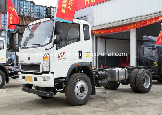Small Goods Transporting Light Duty Trucks Two Sits Single Berth With A / C