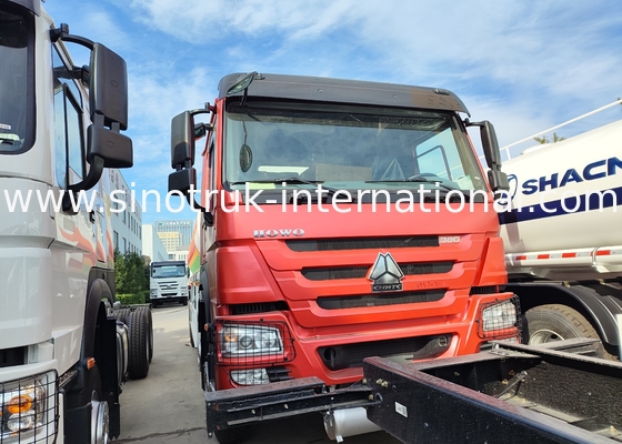 SINOTRUK HOWO قرمز 380HP 8×4 12 چرخ بزرگ ظرفیت مخزن نفت کامیون