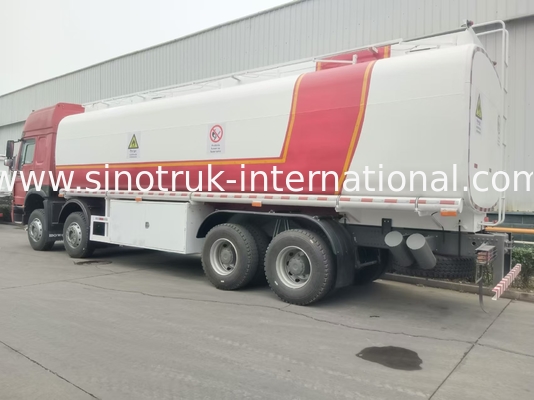 SINOTRUK HOWO کامیون مخزن روغن قرمز 400HP 8×4 12 چرخ ظرفیت بالا