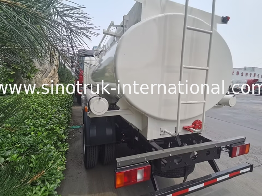 SINOTRUK HOWO 4X2 6 چرخ تانک نفت کامیون 5-6CBM واحد با جریان سنج