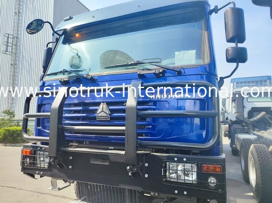 کامیون سوخت سنگین HOWO 8 * 4 400HP LHD 40CBM سیستم مخزن دوگانه برای توزیع سوخت در مسافت طولانی