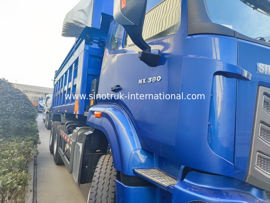 ماشين نقره اي آبی 6x4 380HP با جعبه 20CBM مربع و پنبه ضد آب