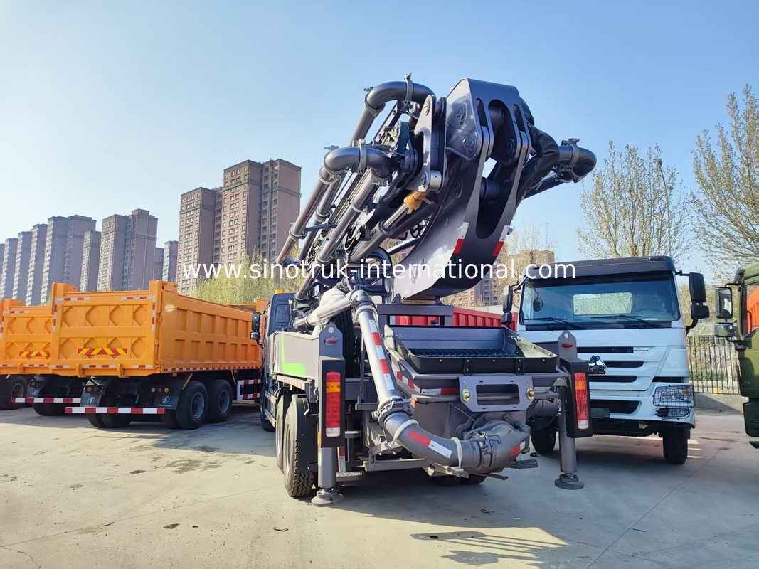 ارتفاع فوق العاده HOWO 380HP Smart پمپ کامیون 52m Boom 6x4 کشش برای بی نظیر ورودی عمودی