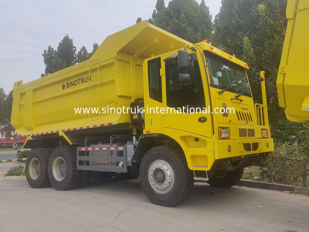 کامیون کمپرسی معدن Sinotruk با موتور 430 اسب بخار مدل درایو 6x4 و جعبه بار با ضخامت 16 میلی متر