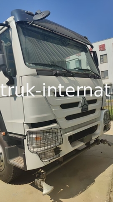 HOWO 6*4 Drive 400HP 18m3 ماشین بزرگ مهندسی آب پاش (ماشین آب / آب پاش، مناسب برای سرک زدن گرد و غبار و آبیاری)